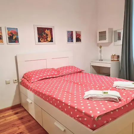 The Red Sofa Retreat Lejlighed *