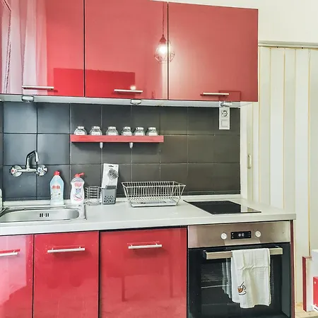 The Red Sofa Retreat Apartment