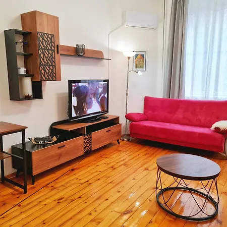 The Red Sofa Retreat Apartament