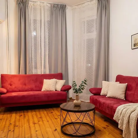 The Red Sofa Retreat Sofie