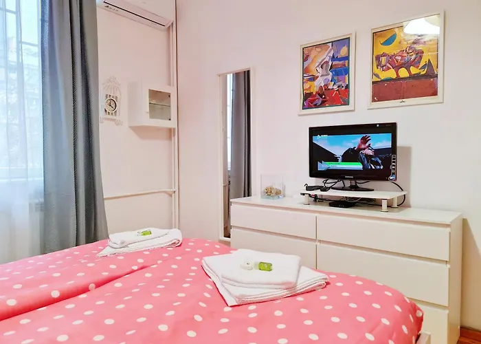 The Red Sofa Retreat アパート